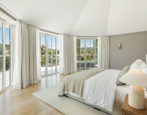 Villa en venta en Nueva Andalucia, Marbella