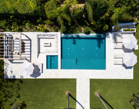 Villa en venta en Nueva Andalucia, Marbella