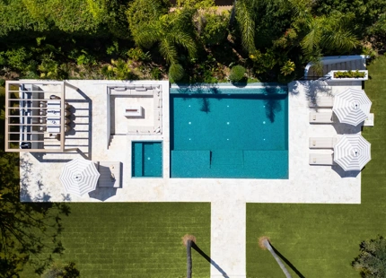 ELEGANT VILLA FOR SALE IN NUEVA ANDALUCÍA, MARBELLA