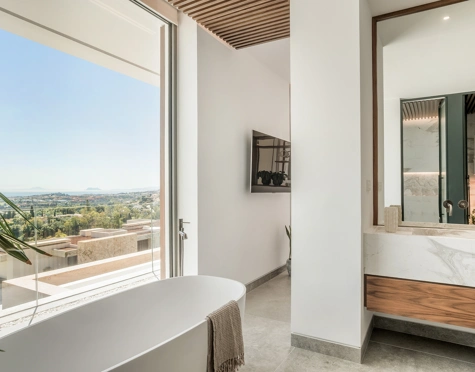 Villa for sale in La Quinta, Benahavis