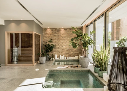 VILLA CONTEMPORÁNEA CON VISTAS PANORÁMICAS AL MAR EN EL HERROJO ALTO