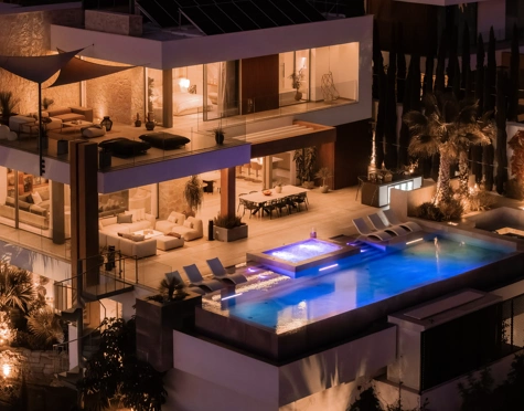 Villa for sale in La Quinta, Benahavis