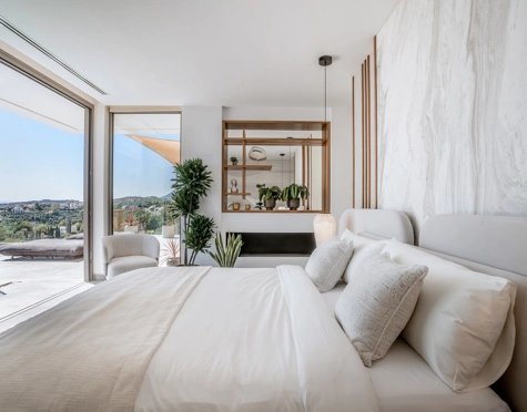 Villa for sale in La Quinta, Benahavis