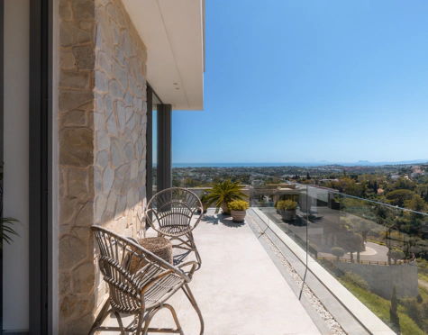Villa for sale in La Quinta, Benahavis