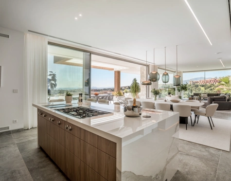 Villa for sale in La Quinta, Benahavis