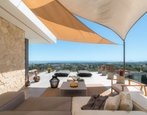 Villa for sale in La Quinta, Benahavis