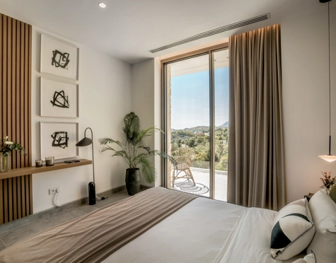 Villa for sale in La Quinta, Benahavis
