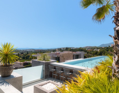 Villa for sale in La Quinta, Benahavis