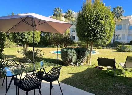 CASA ADOSADA FAMILIAR EN VENTA EN NUEVA ANDALUCÍA