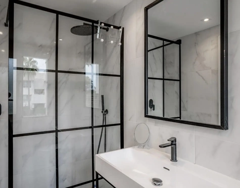 Town House for sale in Miragolf, Nueva Andalucia