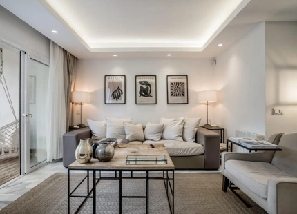 CASA ADOSADA FAMILIAR EN VENTA EN NUEVA ANDALUCÍA