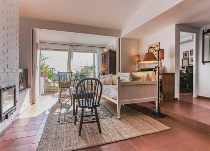 VILLA ANDALUZA CON ENCANTO EN VENTA CON ESTUDIO EN EL PADRÓN, ESTEPONA