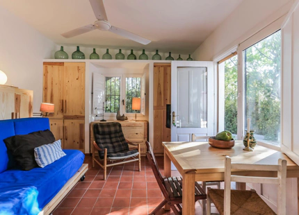 VILLA ANDALUZA CON ENCANTO EN VENTA CON ESTUDIO EN EL PADRÓN, ESTEPONA