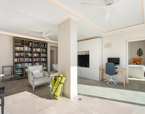Villa for sale in El Rosario, Marbella Este