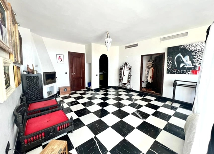 Modern town house with private pool and garden in Estepona East