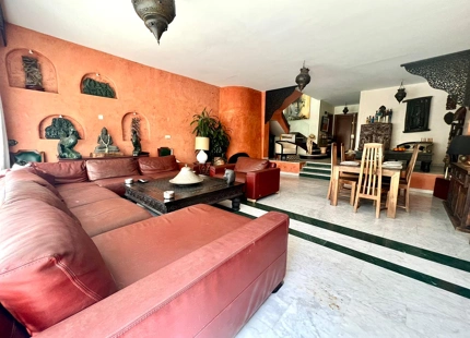 Modern town house with private pool and garden in Estepona East