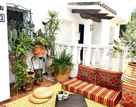Town House for sale in Estepona East