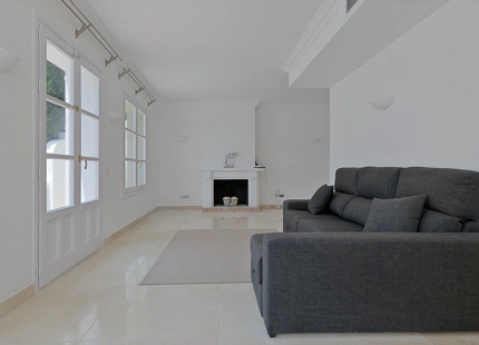 CHARMING TOWNHOUSE FOR SALE IN LA HEREDIA, BENAHAVIS