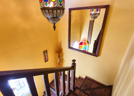 CHARMING TOWNHOUSE WITH PANORAMIC VIEWS IN BENAHAVÍS PUEBLO