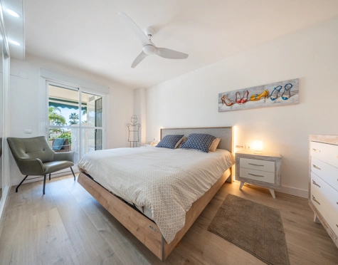 Apartment for sale in Lorcrimar, Nueva Andalucia