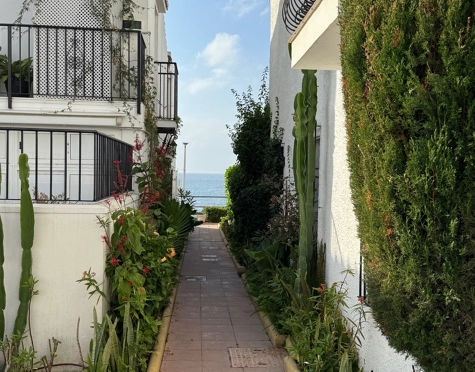 Adosado en venta en El Pirata, Estepona East
