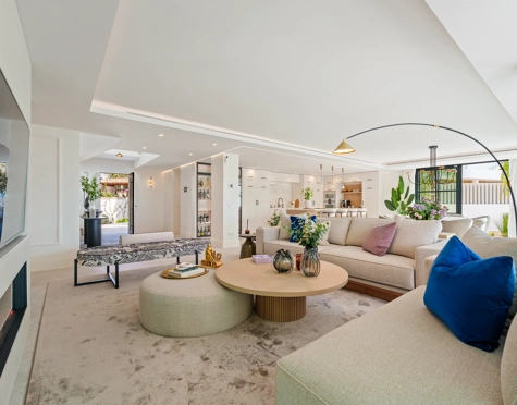 Villa for sale in La Quinta, Benahavis