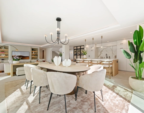 Villa for sale in La Quinta, Benahavis