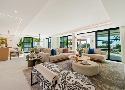 MODERN MEDITERRANEAN VILLA WITH PANORAMIC SEA VIEWS IN LA QUINTA