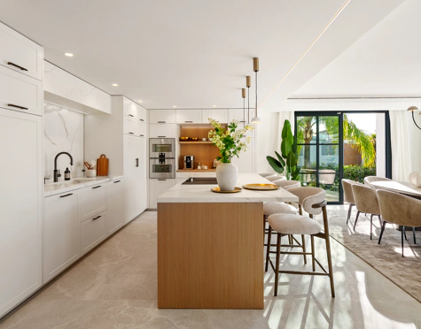 Villa for sale in La Quinta, Benahavis