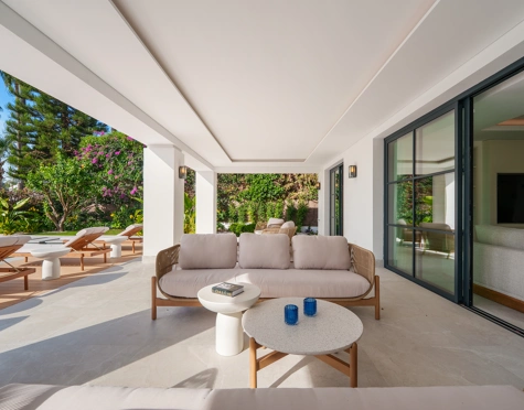 Villa for sale in La Quinta, Benahavis