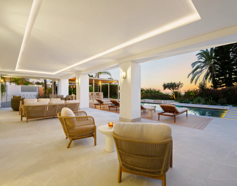 Villa for sale in La Quinta, Benahavis