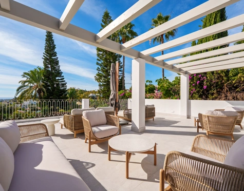 Villa for sale in La Quinta, Benahavis