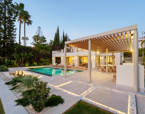 Villa for sale in La Quinta, Benahavis