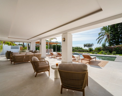 Villa for sale in La Quinta, Benahavis
