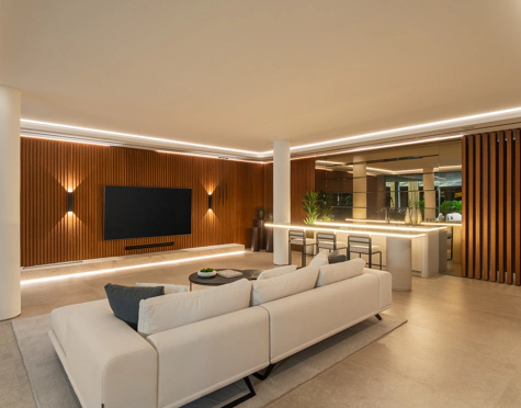 Villa for sale in La Quinta, Benahavis