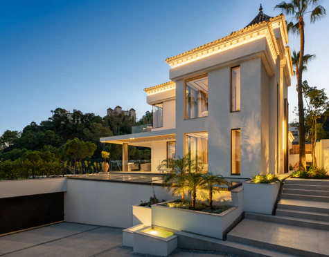Villa for sale in La Quinta, Benahavis