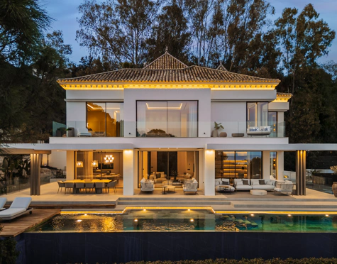 Villa for sale in La Quinta, Benahavis