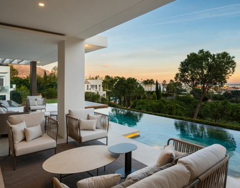 Villa for sale in La Quinta, Benahavis