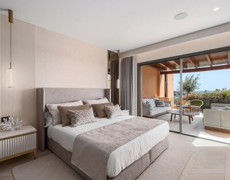 Apartment for sale in La Cerquilla, Nueva Andalucia