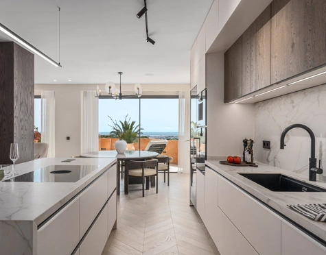 Apartment for sale in La Cerquilla, Nueva Andalucia