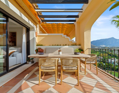 Penthouse for sale in Buenavista, Benahavis