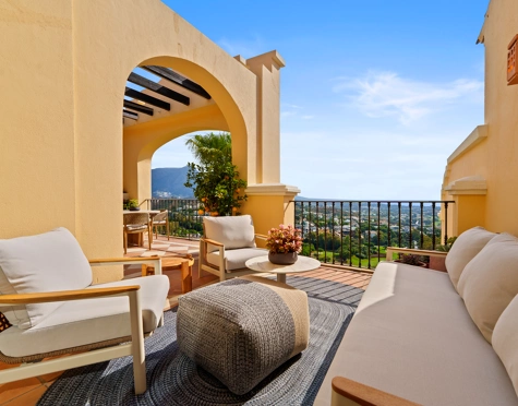 Penthouse for sale in Buenavista, Benahavis