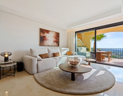 Penthouse for sale in Buenavista, Benahavis
