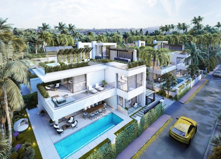 VILLA EN SEGUNDA LÍNEA DE PLAYA EN VENTA CERCA DE PUERTO BANÚS, EN LA MILLA DE ORO DE MARBELLA