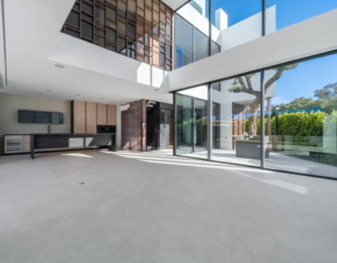 Villa Pareada en venta en Marbella Golden Mile