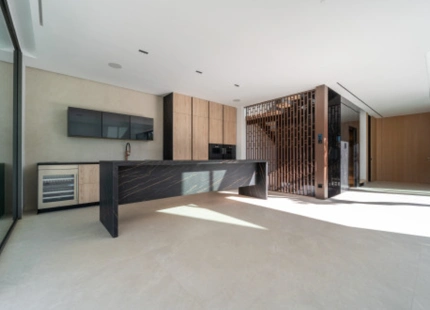 EXCEPCIONAL VILLA PAREADA EN VENTA EN LA MILLA DE ORO DE MARBELLA