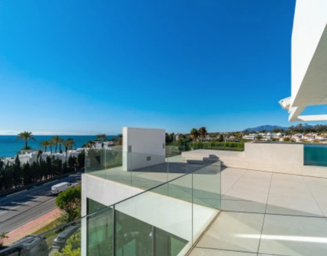 Villa Pareada en venta en Marbella Golden Mile