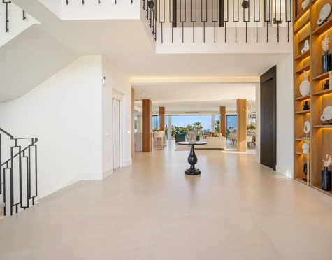 Villa en venta en Los Naranjos, Nueva Andalucia