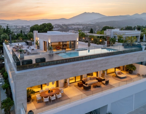 Duplex Penthouse for sale in Marbella Golden Mile