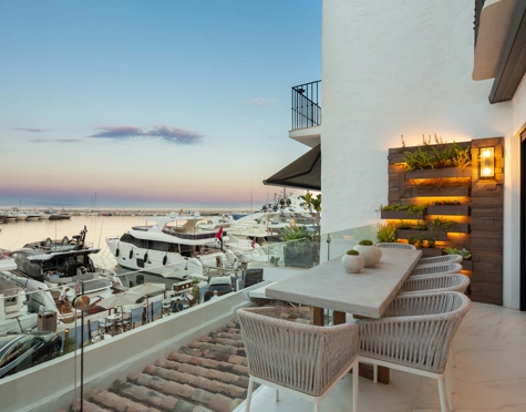 Apartment for sale in Marbella - Puerto Banus
